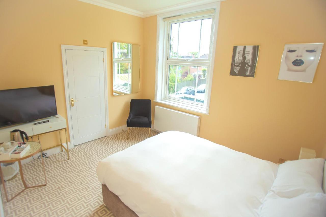 The Hadley Hotel New Barnet ภายนอก รูปภาพ